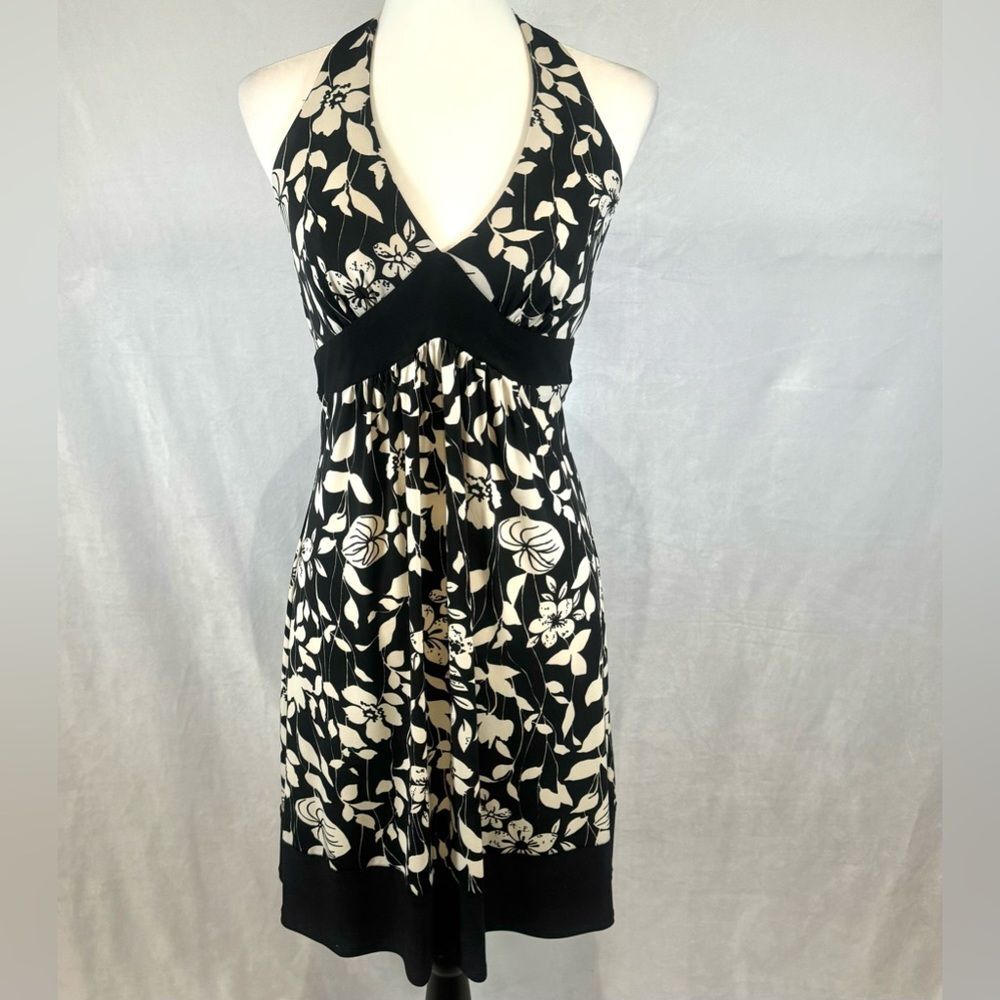 Black and white floral empire waist halter dress size 7/8